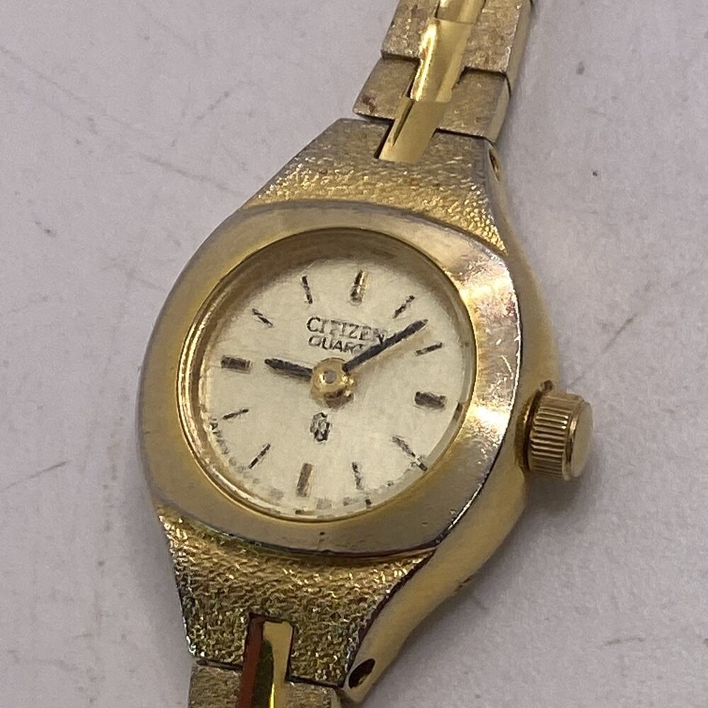Vintage Citizen Womens Gold Tone Watch Works New Battery